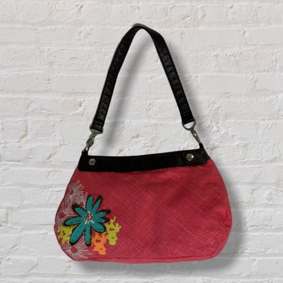 thirty-one Handbags - Thirty One Pink Blue White Floral Embroidered Appliqué Skirt Purse Shoulder Bag